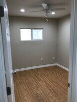 18941 Vose St, Unit #18943 Vose St in Reseda, CA - Building Photo