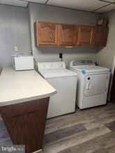 29 S F St in Keyser, WV - Foto de edificio - Building Photo