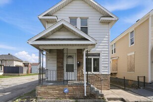 1117 Monroe St in Fort Wayne, IN - Building Photo