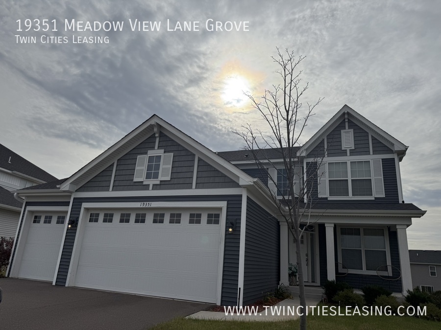 19351 Meadow View Ln in Maple Grove, MN - Foto de edificio