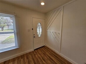 1002 Highland Dr in Grand Prairie, TX - Building Photo - Building Photo