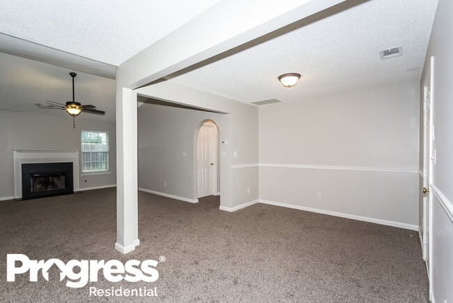 345 Breeze Mdw in Fairburn, GA - Building Photo - Building Photo