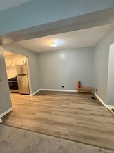 1743 Sussex Walk in Hoffman Estates, IL - Building Photo - Building Photo