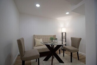 11 Trenton St, Unit 4 in Boston, MA - Foto de edificio - Building Photo