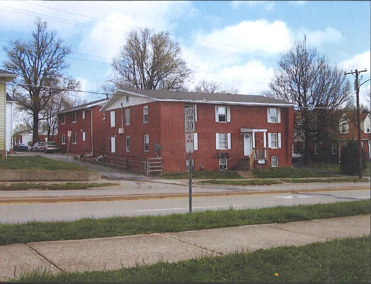 408 W Mill Ave in Carbondale, IL - Building Photo