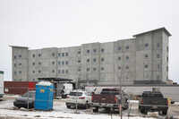 Chinook Villas Apartments in Edmonton, AB - Building Photo - Building Photo