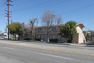 1144 N Hollywood Way Apartments