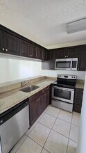 1105 Glenmoor Dr in West Palm Beach, FL - Building Photo - Building Photo