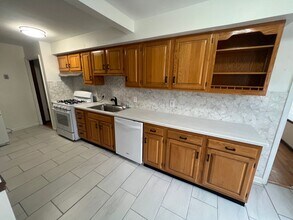 3191 La Vista Dr in St. Ann, MO - Building Photo - Building Photo