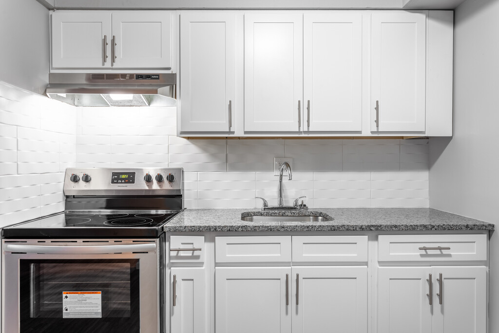 Seramonte Estates Apartments in Hamden, CT