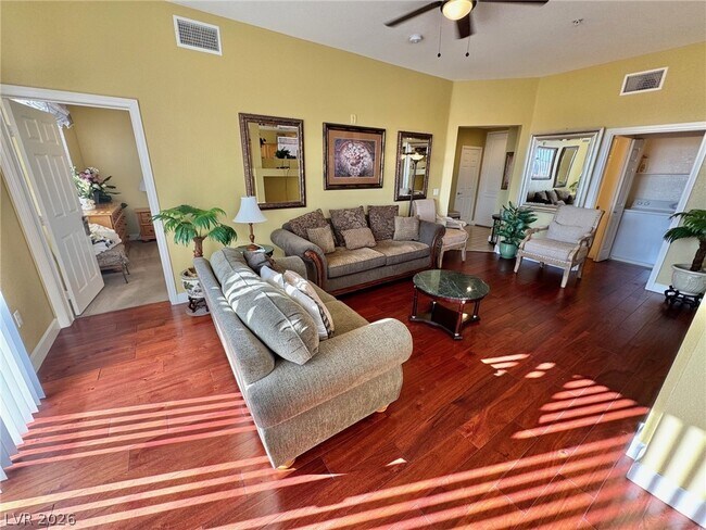 55 E Agate Ave in Las Vegas, NV - Building Photo - Building Photo