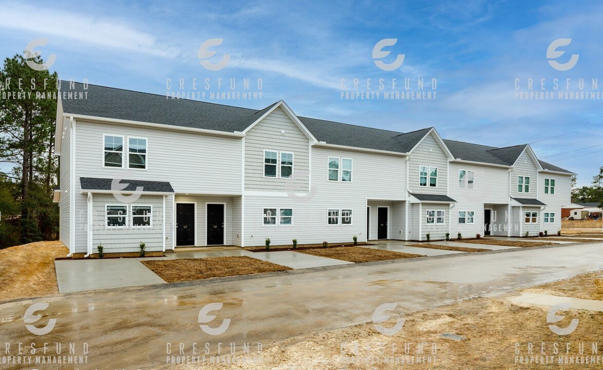 515 Directive Dr in Hope Mills, NC - Building Photo