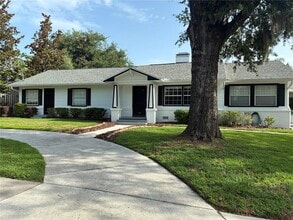 37935 Coleman Ave in Dade City, FL - Building Photo - Building Photo