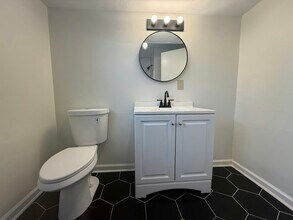 5512 Cottonwood Rd in Memphis, TN - Building Photo - Building Photo