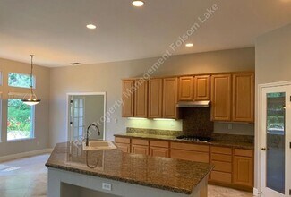2016 Scowers Ct in El Dorado Hills, CA - Building Photo - Building Photo
