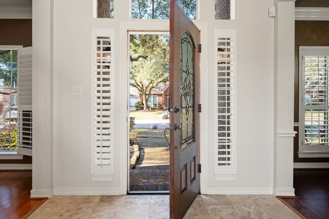 property at 5007 Cambridge St