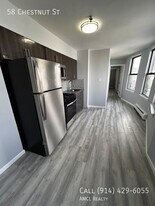 58 Chestnut St in Yonkers, NY - Building Photo