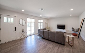 122 Havana St in Austin, TX - Building Photo - Building Photo