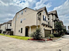 1507 Peyton Oaks Pl in Houston, TX - Building Photo - Building Photo
