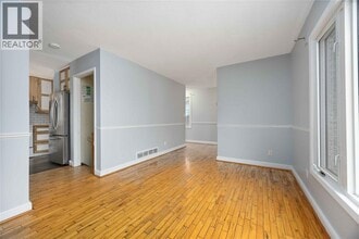 111 Bedford Crescent in Sarnia, ON - Building Photo - Building Photo