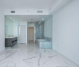 480 NE 31st St in Miami, FL - Building Photo - Building Photo