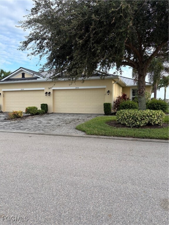 property at 2636 Anguilla Dr