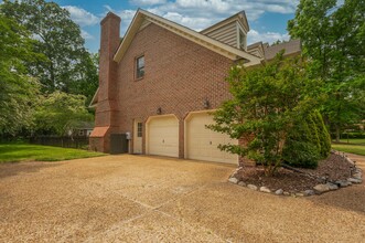 104 Spinnaker Run Ct in Smithfield, VA - Building Photo - Building Photo