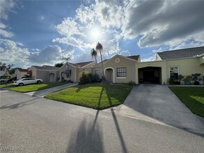 17035 Terraverde Cir in Ft. Myers, FL - Foto de edificio - Building Photo