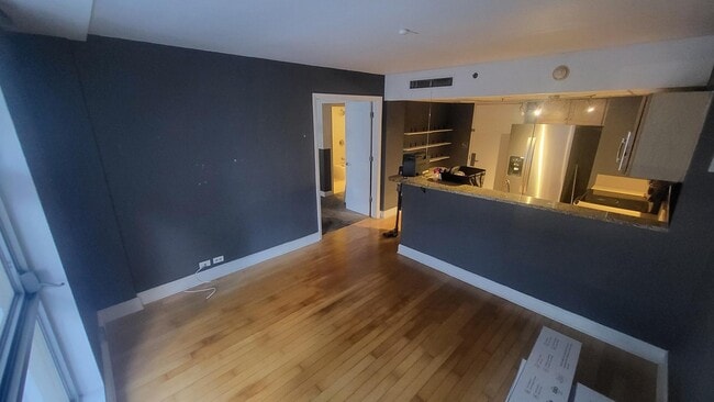 151 E Washington St, Unit 326 in Orlando, FL - Building Photo - Building Photo