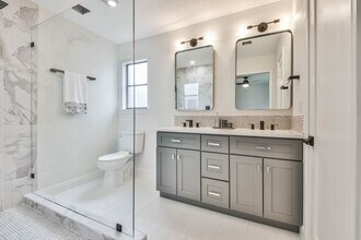 2718 Foliage Green Dr in Humble, TX - Building Photo - Building Photo