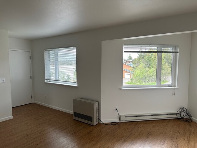 3479 Landings St in Homer, AK - Building Photo - Building Photo