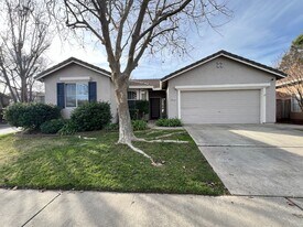 9474 Windrift Ln in Elk Grove, CA - Building Photo