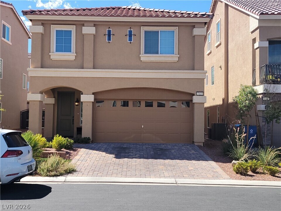 7123 Black Sage St in Las Vegas, NV - Building Photo