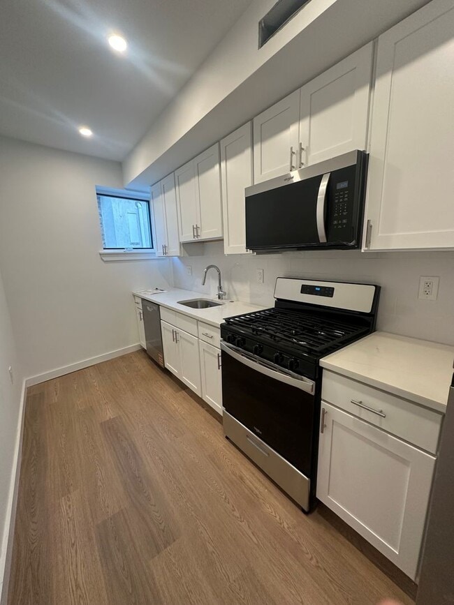 723 West Ave in Jenkintown, PA - Building Photo - Building Photo