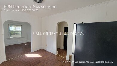 421 E Thornton St in Akron, OH - Foto de edificio - Building Photo