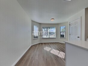 7505 Fossil Lake Dr in Arlington, TX - Foto de edificio - Building Photo