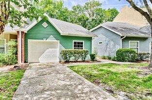 322 NW 50th Blvd in Gainesville, FL - Building Photo