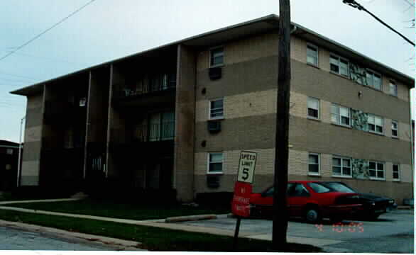 1673-1675 State St in Calumet City, IL - Foto de edificio