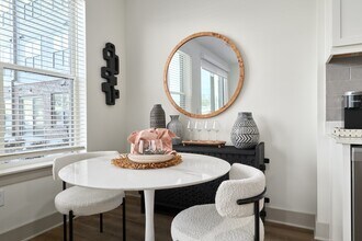 The Gallery in Huntsville, AL - Building Photo - Building Photo