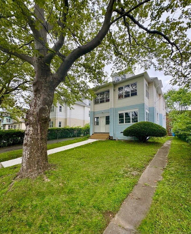 property at 46 Westbourne Pkwy