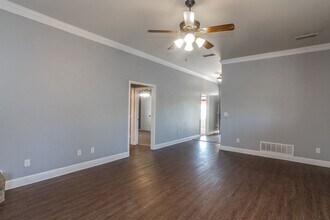 5612 109th St in Lubbock, TX - Building Photo - Building Photo