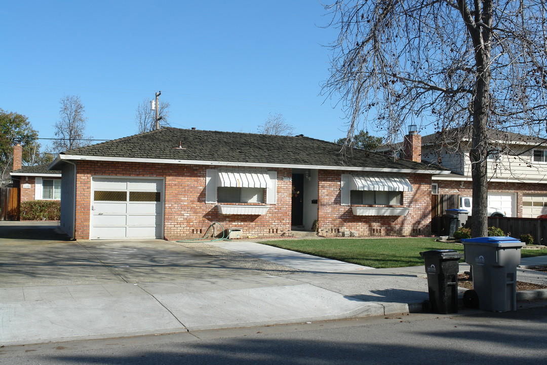 1112 Topaz Ave in San Jose, CA - Building Photo