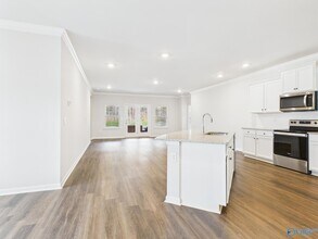 157 High Leaf Dr in Harvest, AL - Foto de edificio - Building Photo