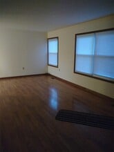 557 Eagle Dr in Winchester, VA - Building Photo - Building Photo