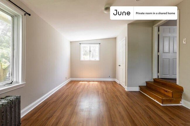 Room in Shared 9 bed/2 bath home in Boston, MA - Foto de edificio - Building Photo