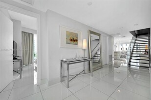 2950 NE 188th St in Aventura, FL - Building Photo