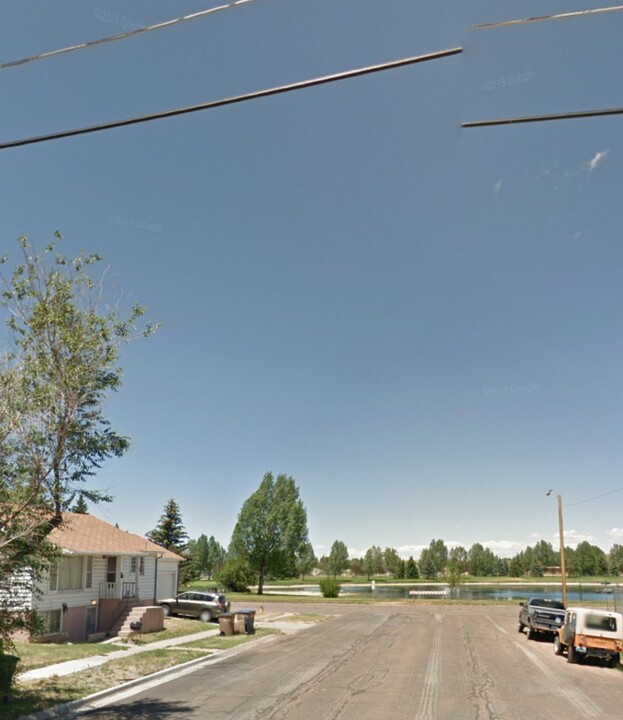 868 N 7th St in Laramie, WY - Foto de edificio
