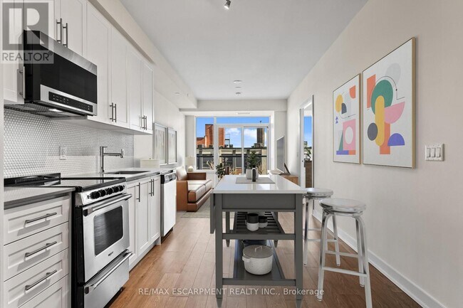 212 King William St in Hamilton, ON - Building Photo - Building Photo