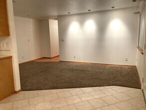 905 Abbot St in Richland, WA - Building Photo - Building Photo