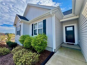 15 Jones Crk Ln in Lillington, NC - Building Photo - Building Photo